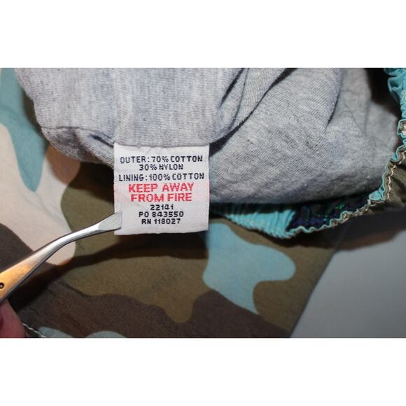 Mini Boden Boys 5-6 Years Camo Cargo Pants Blur, Gray, and Green - Picture 11 of 14